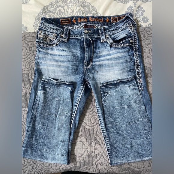 Rock Revival Rosewood Mid-rise Jeans - Picture 3 of 9